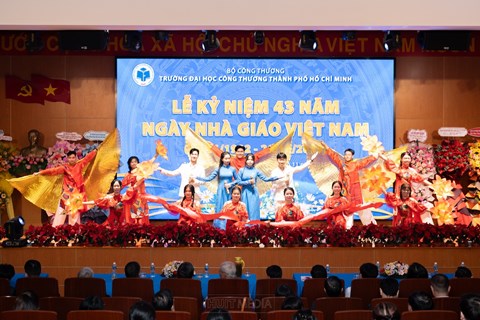 Trường Đại học Công Thương TP. Hồ Chí Minh long trọng kỷ niệm Ngày Nhà giáo Việt Nam