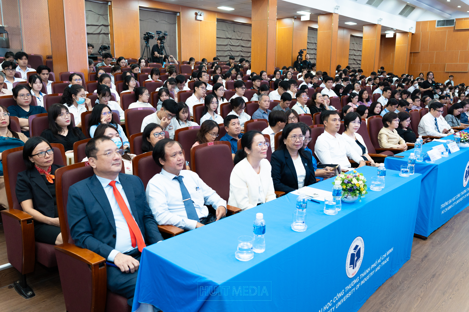 Lễ Khai mạc vòng Bán kết Giải thưởng sinh viên nghiên cứu khoa học - Euréka lần thứ 27 năm 2025 lĩnh vực Công nghệ thực phẩm tại Trường Đại học Công Thương Thành phố Hồ Chí Minh