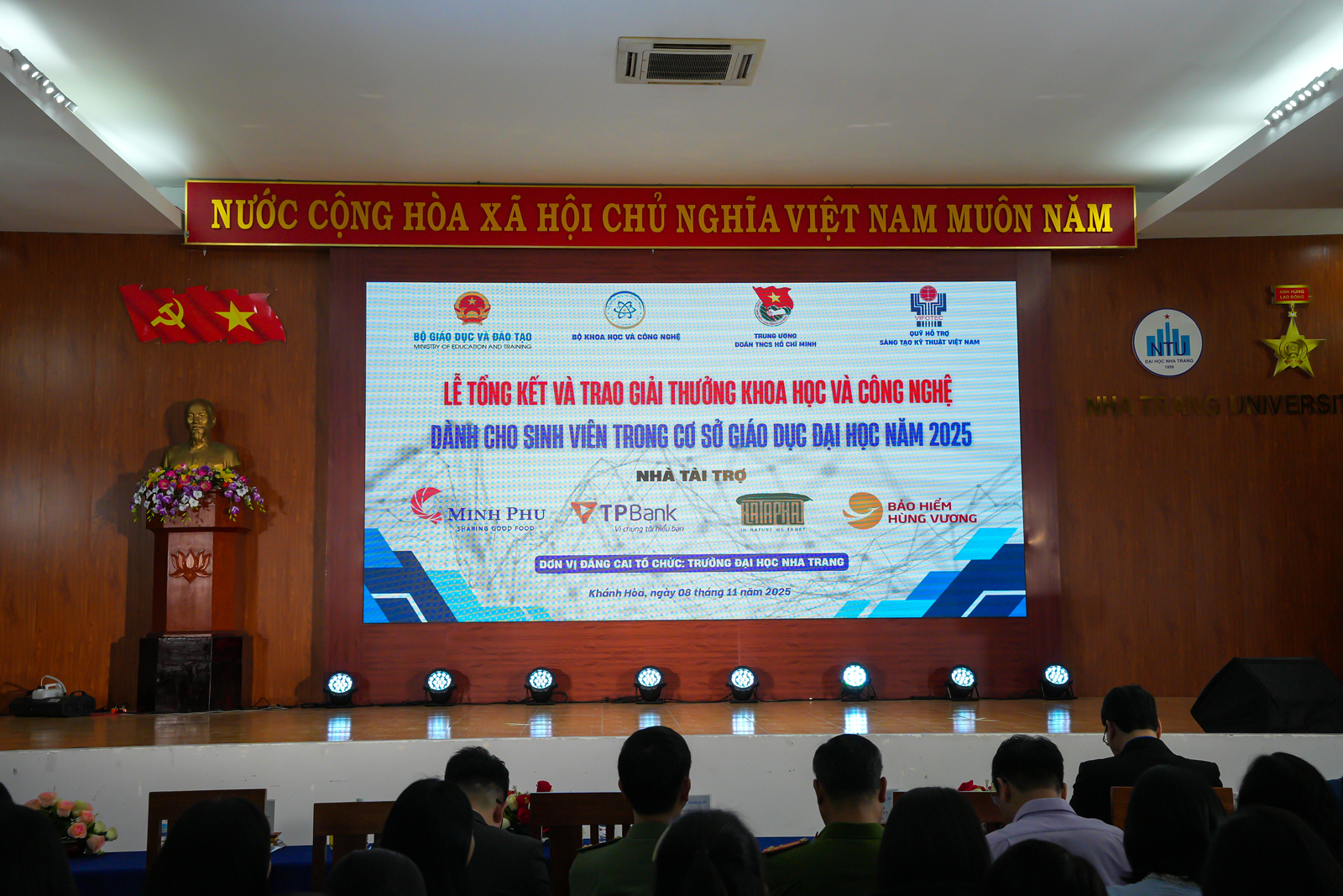 Trường Đại học Công Thương Thành phố Hồ Chí Minh tiếp tục đạt nhiều giải thưởng tại Giải thưởng Khoa học và Công nghệ dành cho sinh viên trong cơ sở giáo dục đại học năm 2025